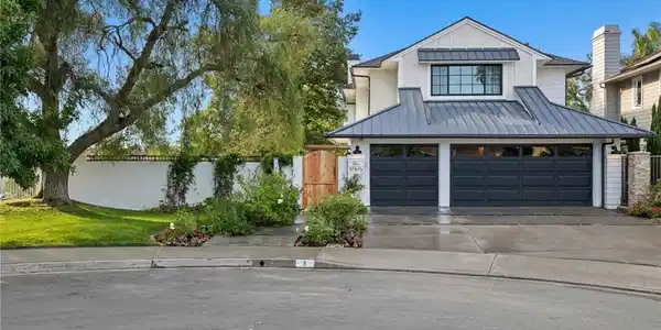 3 Red Rock Lane