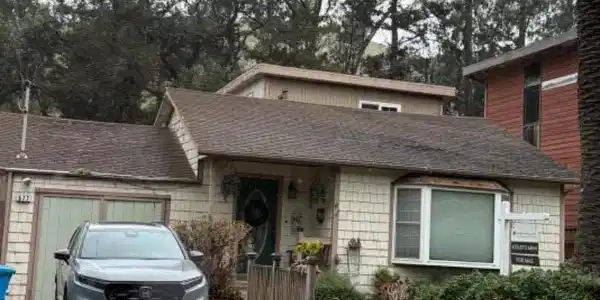 577 Reina Del Mar Avenue