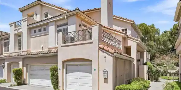 155 Shorebreaker Drive
