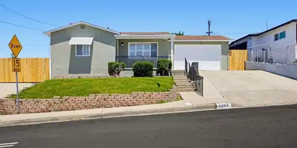 5374 Bonita Dr