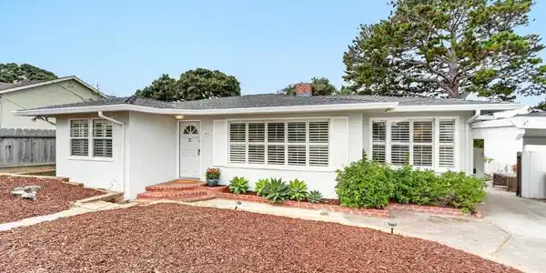 838 Portola Drive