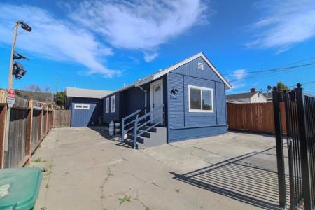 7114 Halliday