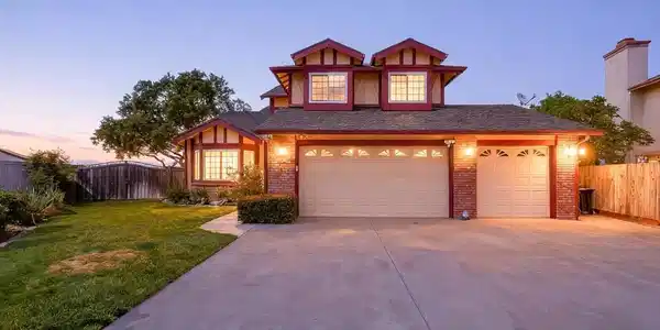 124 Peridot Ct