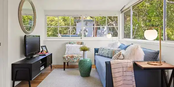 2611 Piedmont Ave