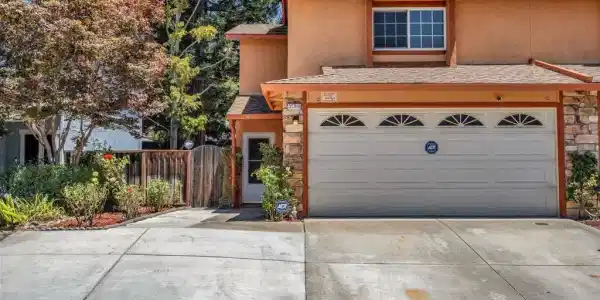 35918 Vivian Pl
