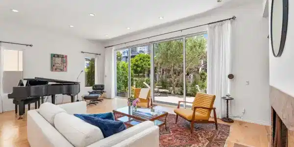 3609 Esplanade