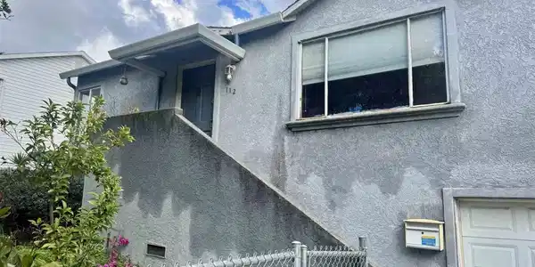 112 Laurel St