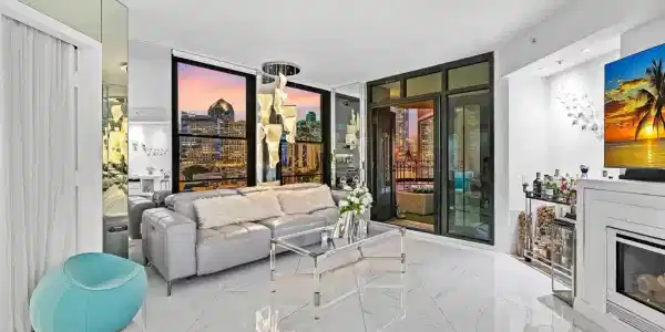 500 W Harbor Drive