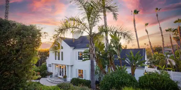 2712 Cazadero