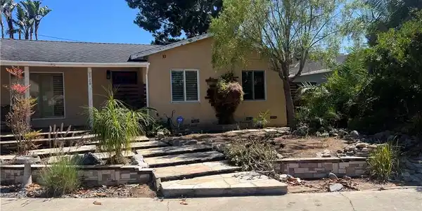 2728 Ralston
