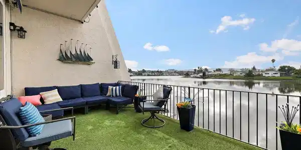 444 Fathom Drive