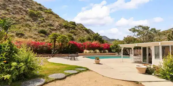 6005 Paseo Canyon Drive