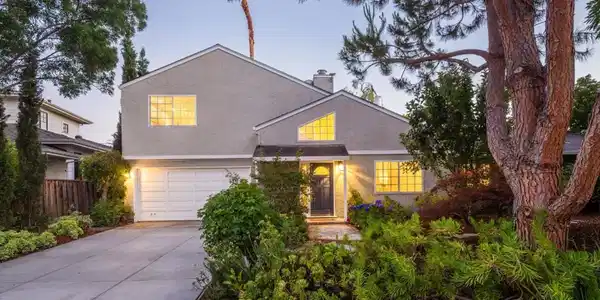 3248 Clifton Court