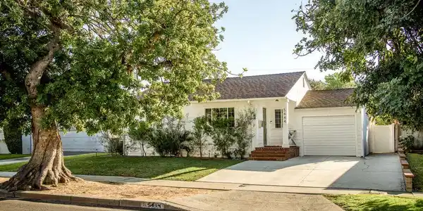 5444 W 77th Street