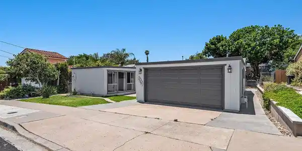 2130 Cardinal Dr