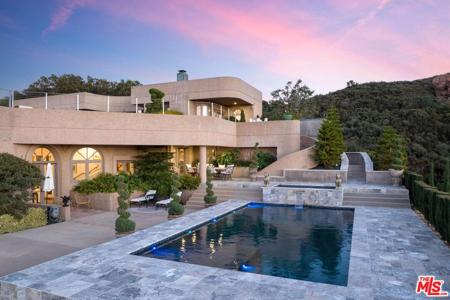 415 Stunt Road