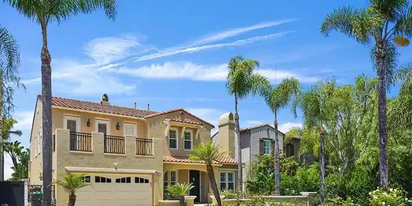 32 Calle Pacifica