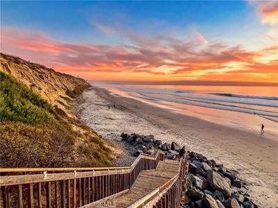 6512 Surfside Lane