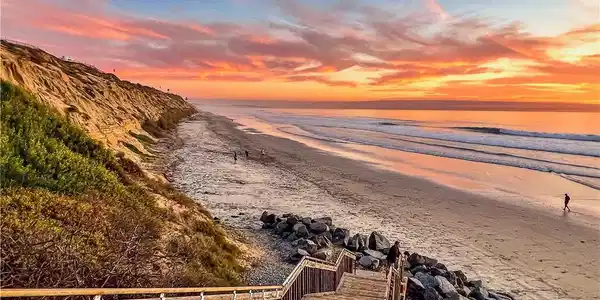 6512 Surfside Lane