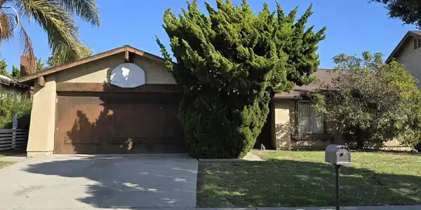 2526 Waxwing Avenue