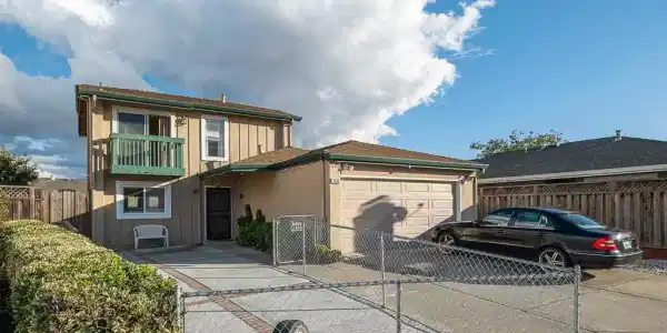 3138 Chimney Ct