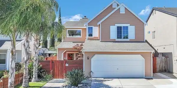 4798 Canopy Ln