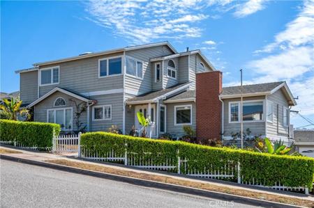 304 Avenue E