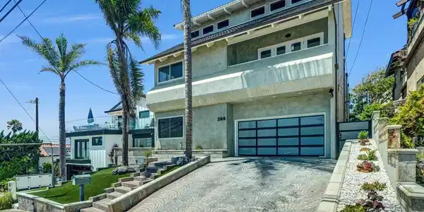 265 Redlands Street