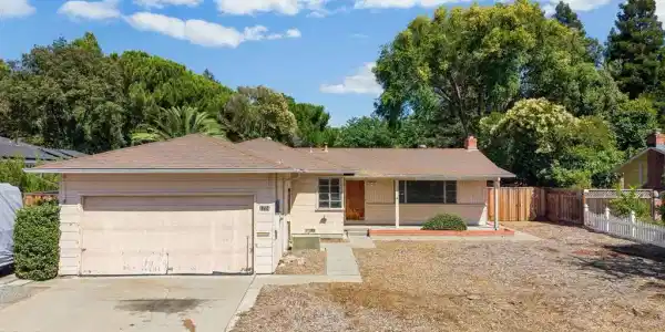 1224 Hale Dr
