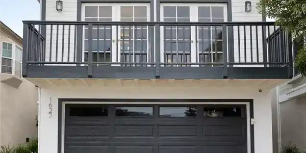 1627 Stanford