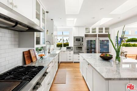 29500 Heathercliff Road