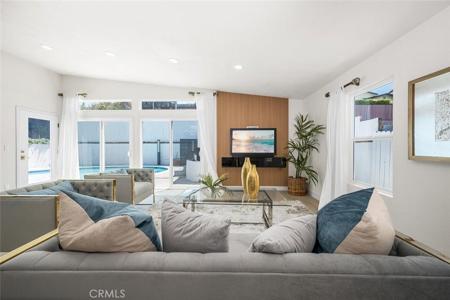 2733 Grand Summit Road