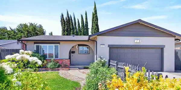1217 Mission Dr