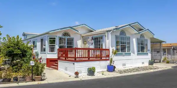 200 S Emerald Dr. #71