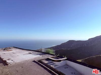 2401 Rambla Pacifico Street