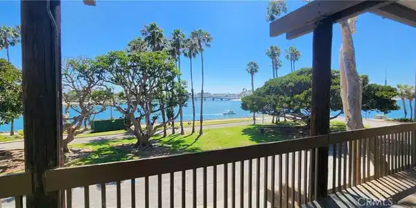 5216 Marina Pacifica S