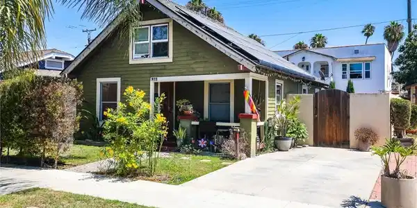 932 Coronado Avenue