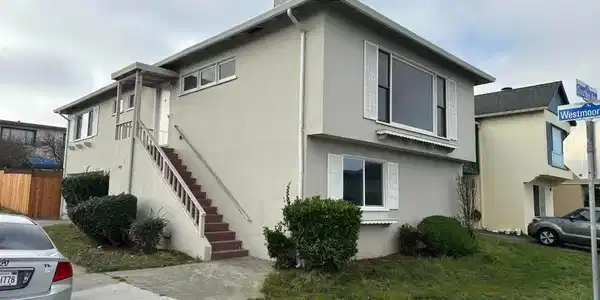 60 Westmoor Avenue