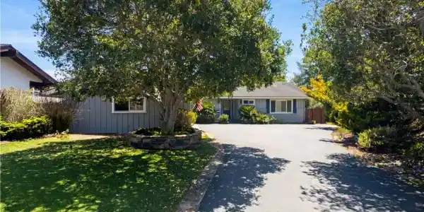 5259 Hillcrest