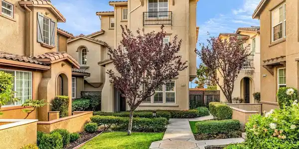 5160 Waggle Ct