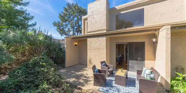 15 Montsalas Drive
