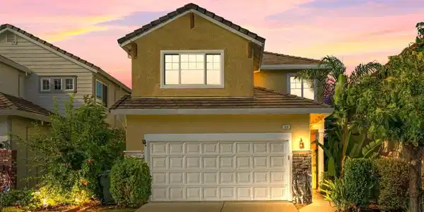 318 Bentley Ct