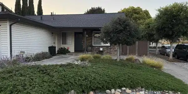 3098 Reynolds Ct