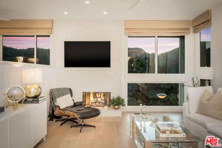 1770 Palisades Drive