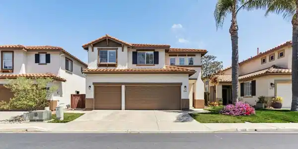1568 Sapphire Dr
