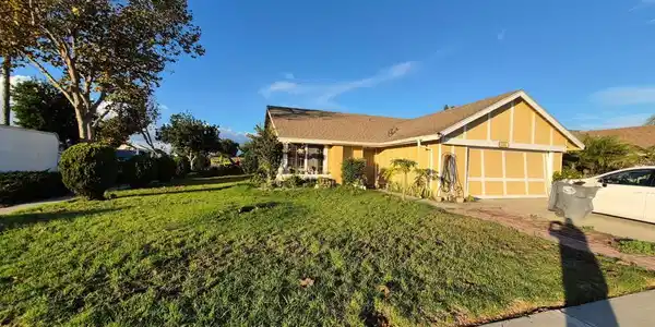 1835 Kennedy Place
