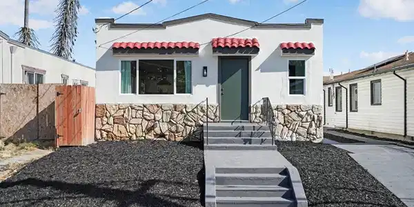 2644 77Th Ave
