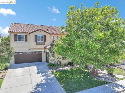 2421 Silveria Way