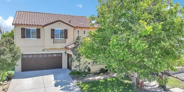 2421 Silveria Way
