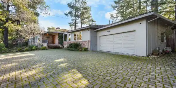 915 Link Road